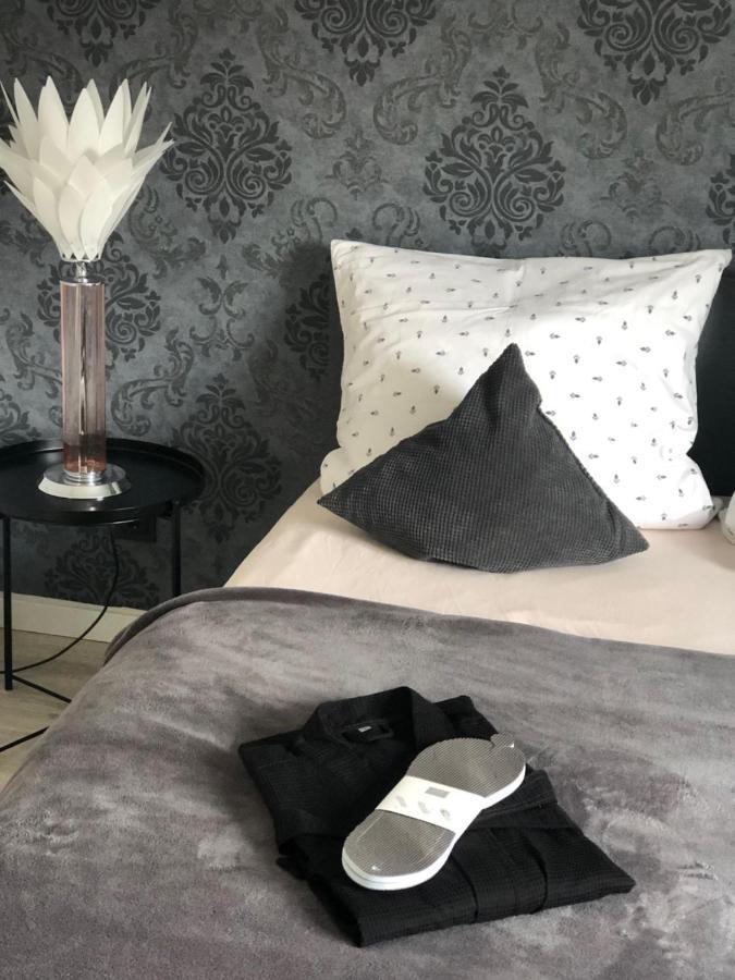 Guest house Body Kult Loft - Modernes Mit 2 Separaten Schlafzimmern Zwickau